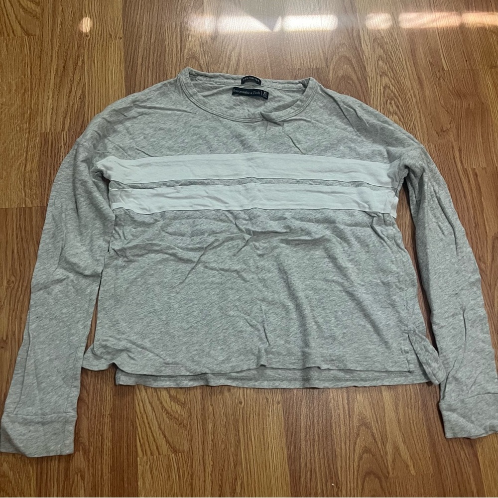 Abercrombie Grey Long Sleeve Top